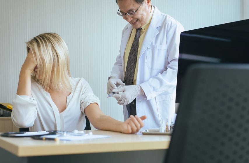 reunite-rx-IVF-Injection-Anxiety-5-Ways-To-Make-Shots-Easier